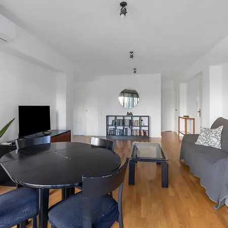 Apartman Comfy 150m From San Juan